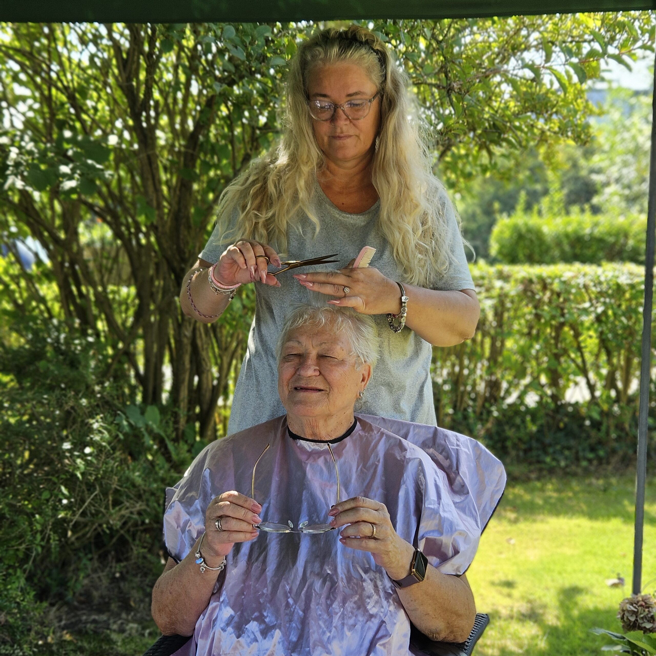 Gerne Helfe ich bei der Körperpflege